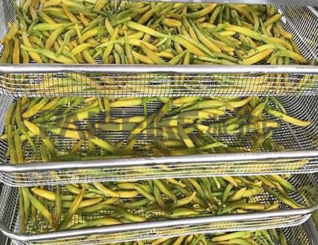黃花菜烘干機